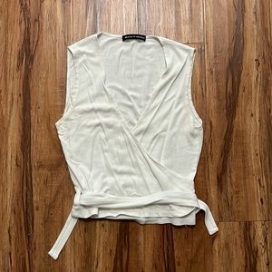 BRANDY MELVILLE WHITE CROSS BODY TOP